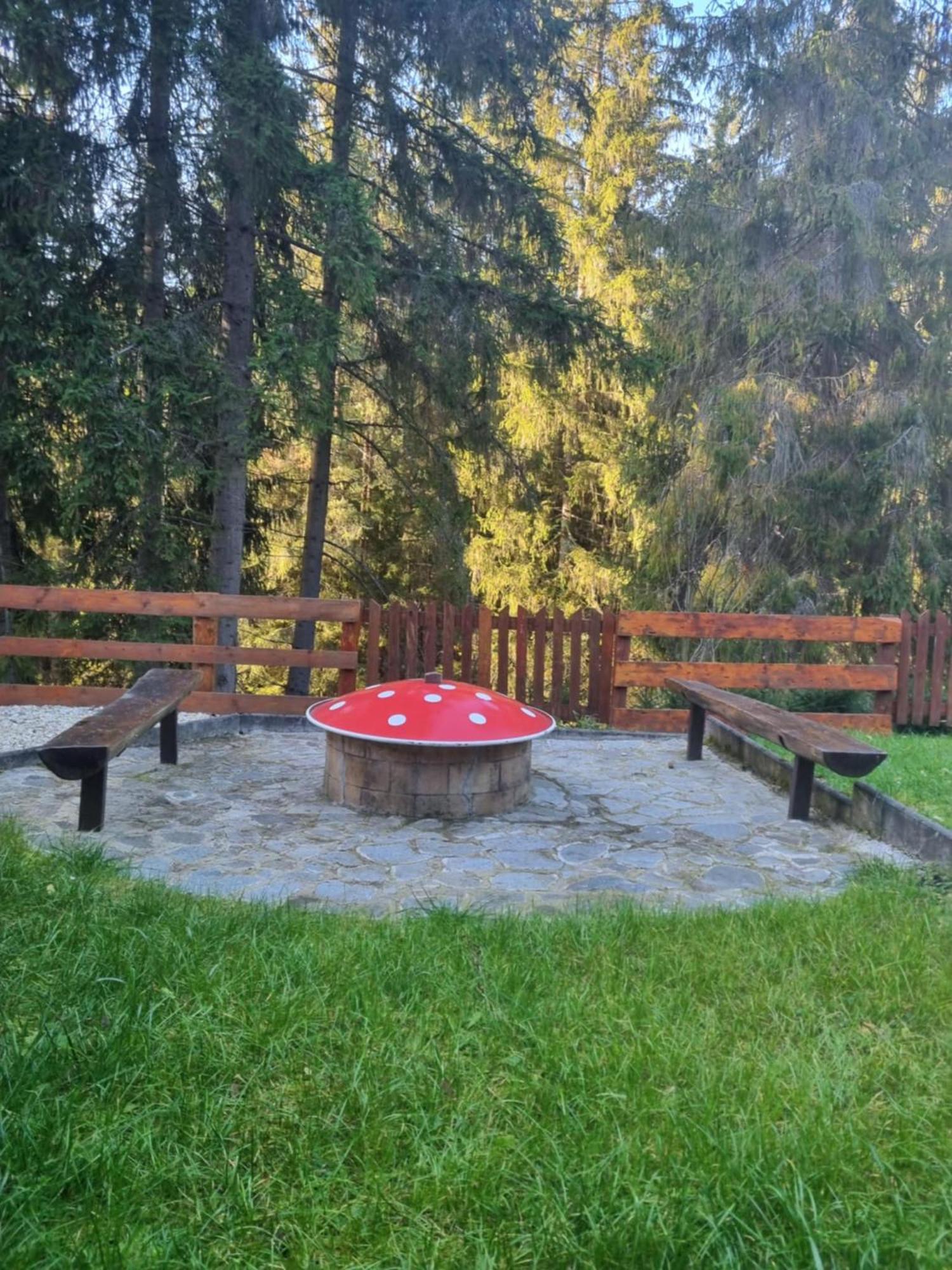 Chata Lieskovec - Chata V Lese Blizko Zubacky Tatranska Strba Bagian luar foto